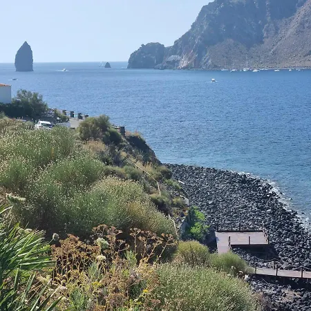 Isole Eolie, - Favoloso Bivani Con Piscina Acqua Di Mare E Vista Sulle Isole Eolie ヴルカーノ
